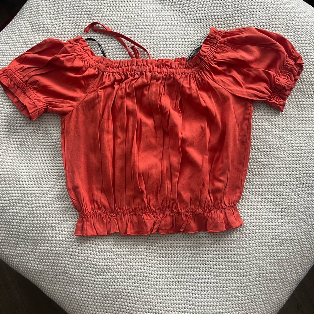 Forever 21 Red Smocked Puff Sleeve Crop Top - Picture 3 of 5